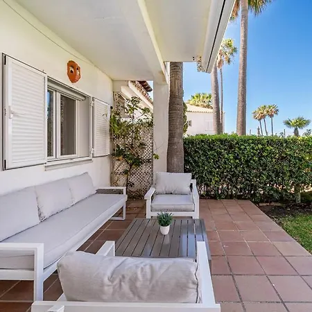Holiday home Townhouse W/ Swimming Pool And Underground Parking Marbella